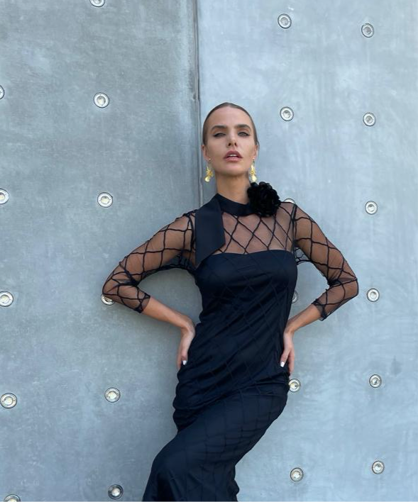 Elegant black dress